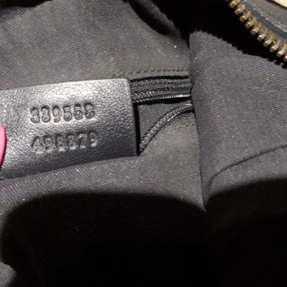 Gucci signature black authentic bag - Picture 8 of 8